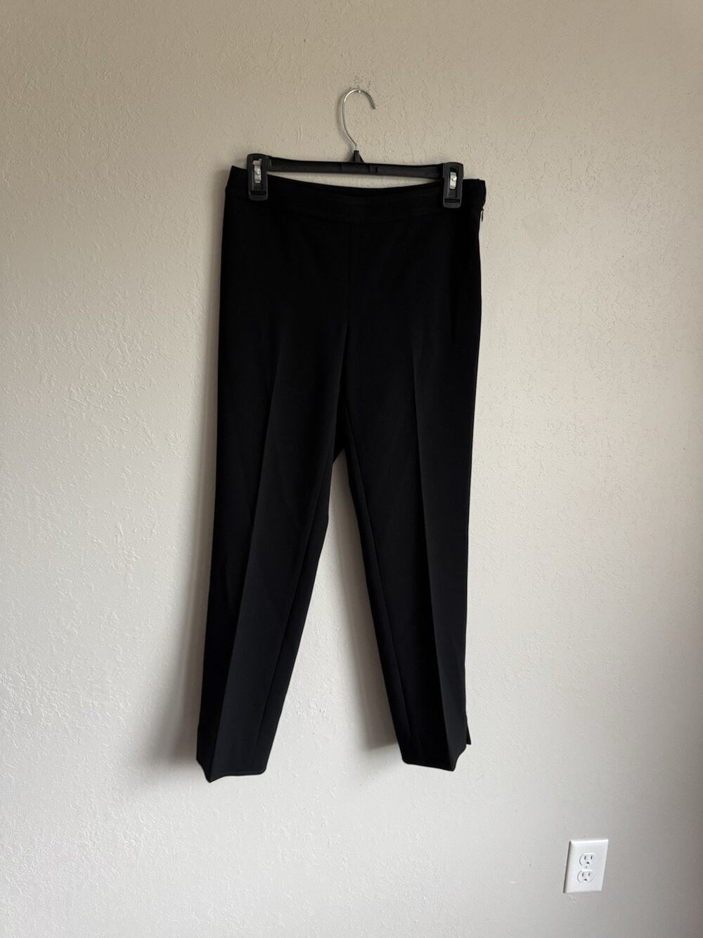 St. John Black Cropped Ponte Pull On Stretch Pleated Side Zip Pant Womens 2
